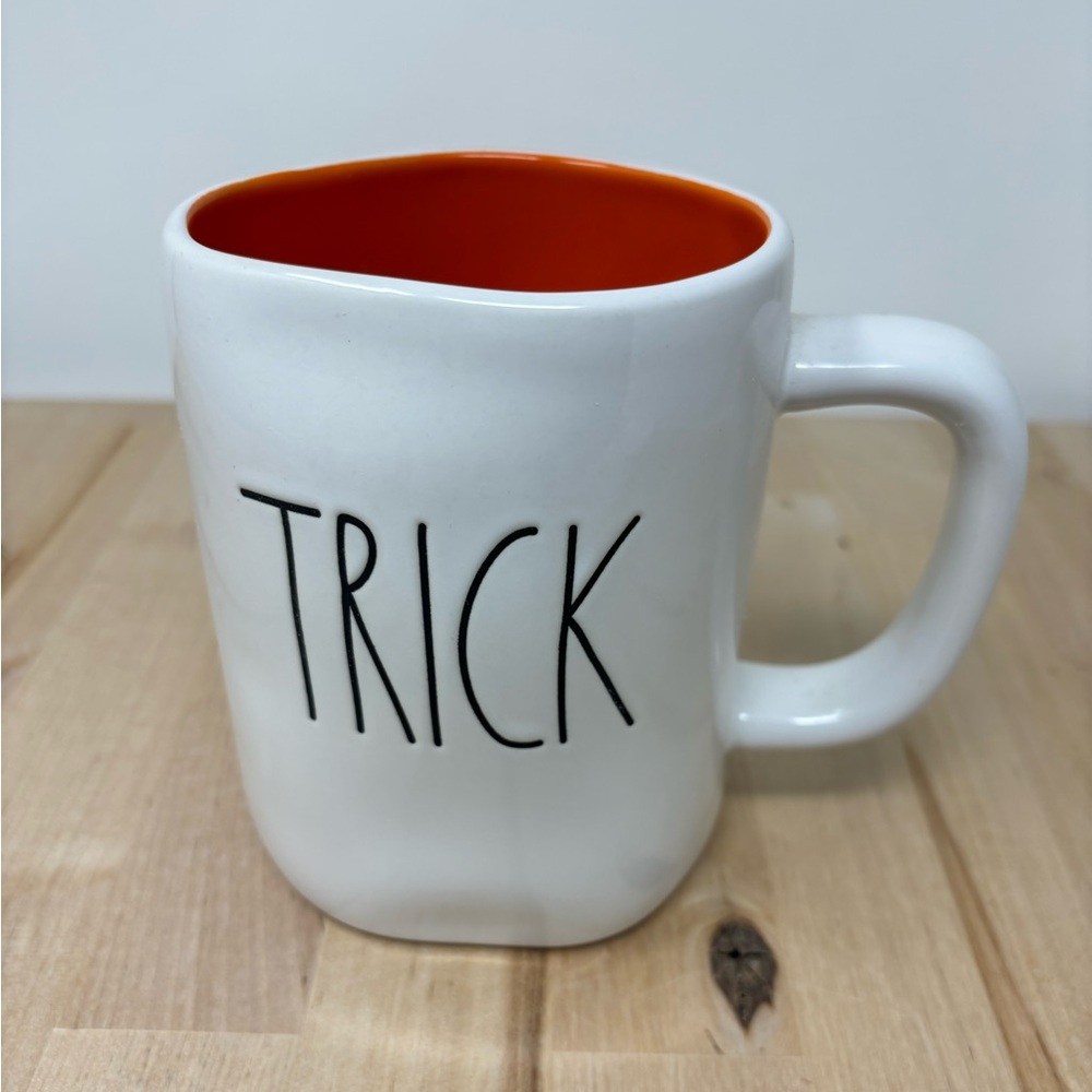 Rae Dunn TRICK TREAT Mug White Double Sided with Orange Interior Black LL New